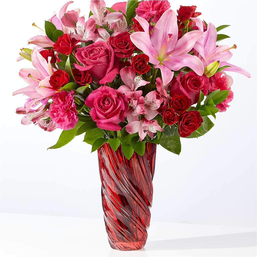 In Love Bouquet with Luxe Swirl Vase – Concord Flowers, Concord CA