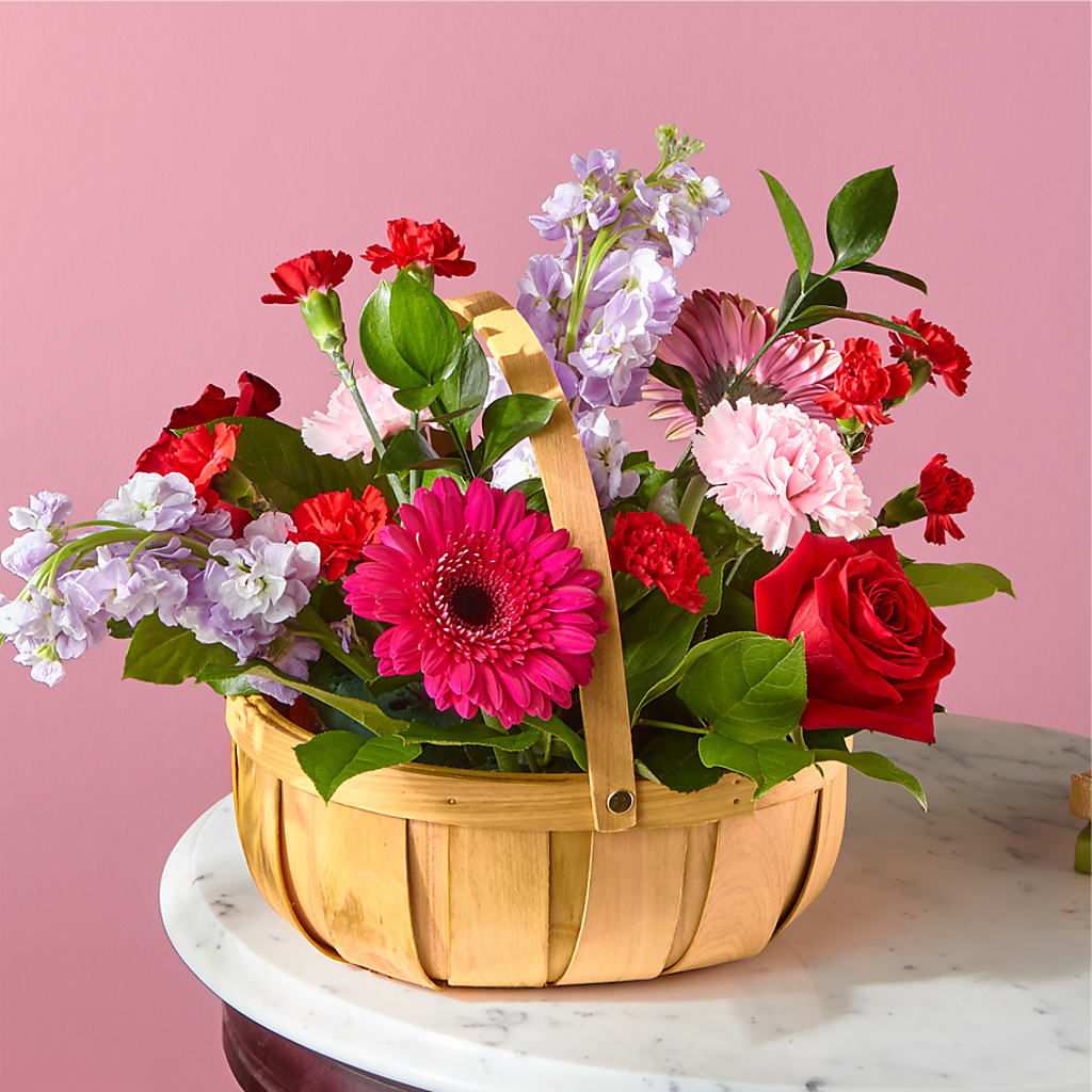 Pink Picnic Basket – Concord Flowers, Concord CA
