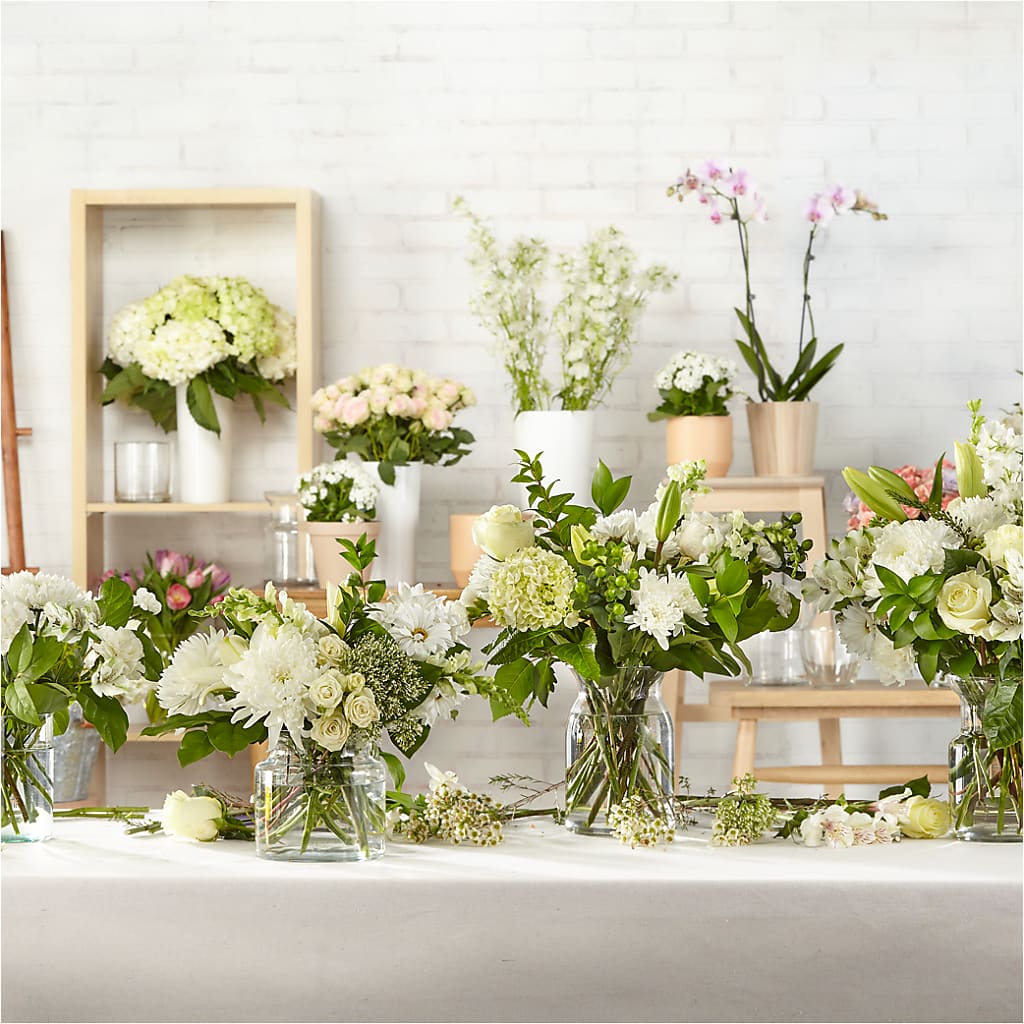 Classic Ivory – A Florist Original – Concord Flowers, Concord CA