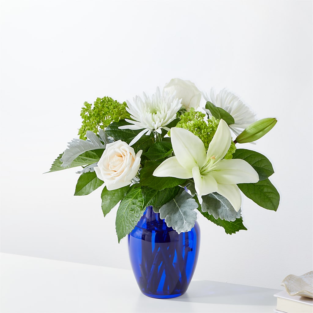 Snowy Dreams Bouquet – Concord Flowers, Concord CA