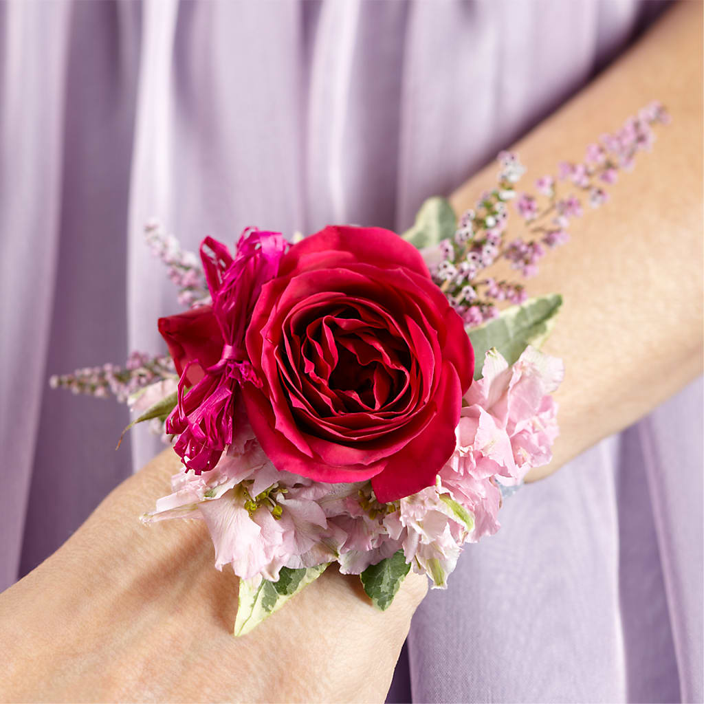 Rose Charm Corsage – Concord Flowers, Concord CA