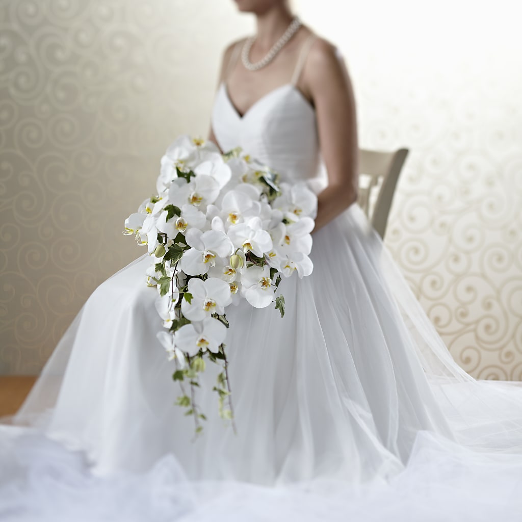 Classic White Bouquet – Concord Flowers, Concord CA