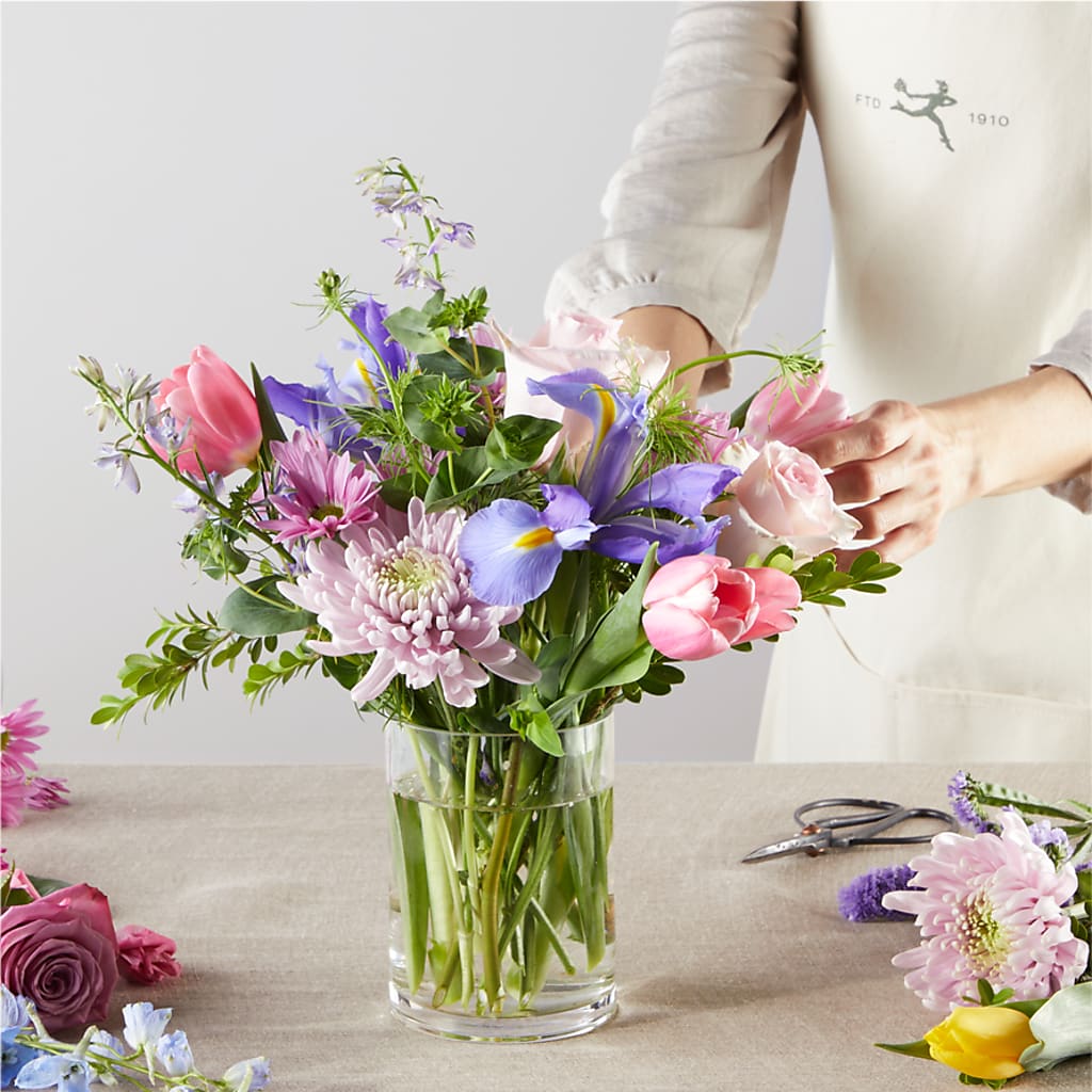 Pastel Tradition - A Florist Original –  Concord Flowers, Concord CA