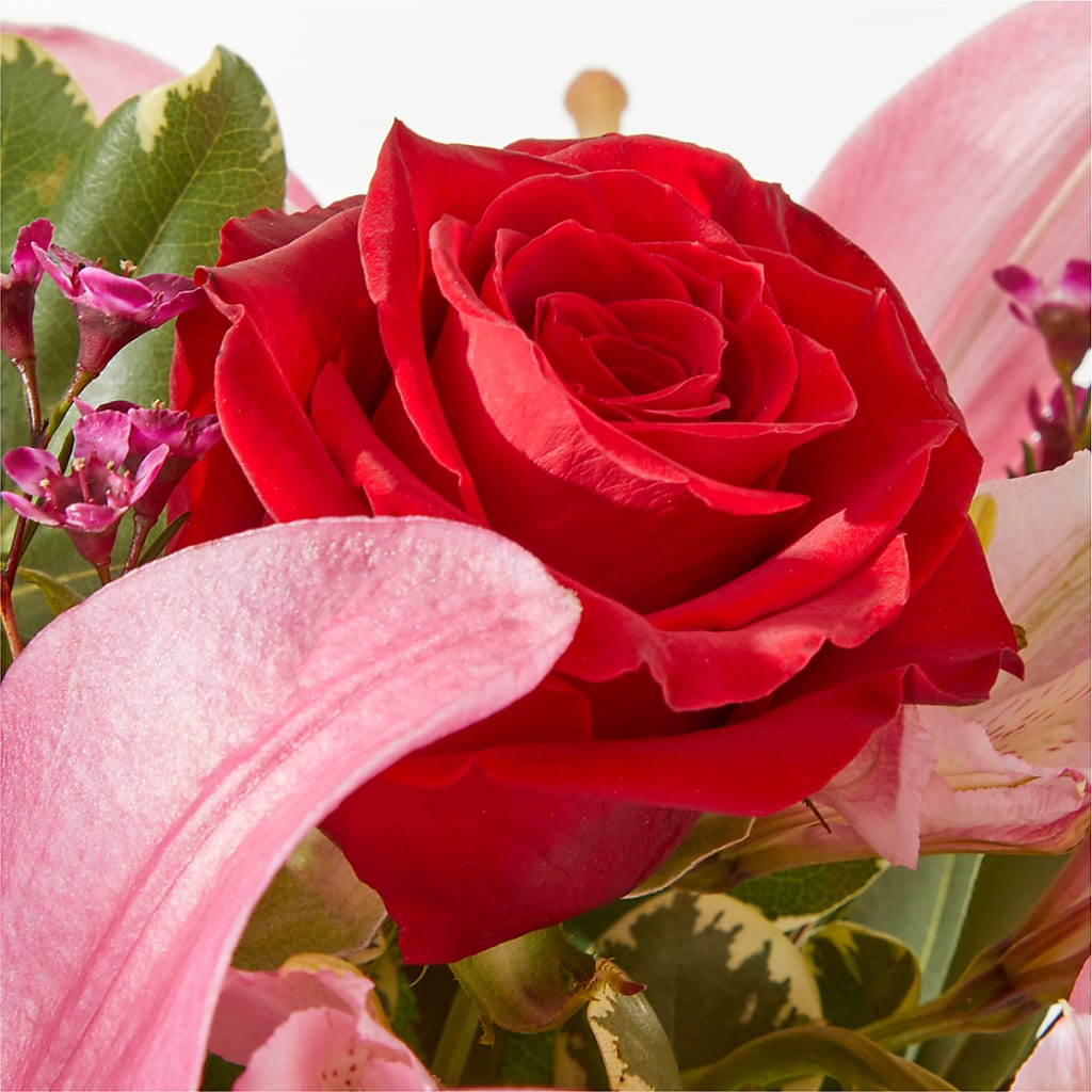 Lucky in Love Bouquet –  Concord Flowers, Concord CA
