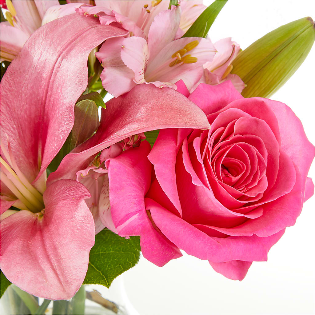 Lots of Love Bouquet –  Concord Flowers, Concord CA