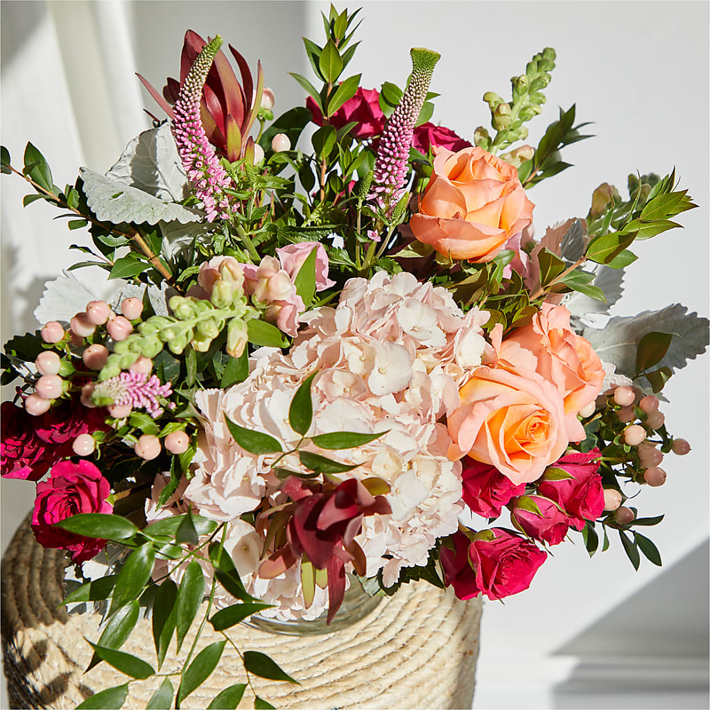 Glitz & Glam Bouquet –  Concord Flowers, Concord CA