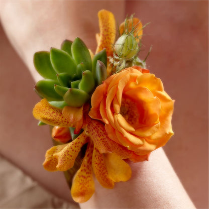 Irresistible Love Wrist Corsage –  Concord Flowers, Concord CA