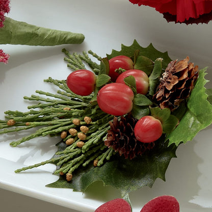 Red Berry Boutonniere –  Concord Flowers, Concord CA